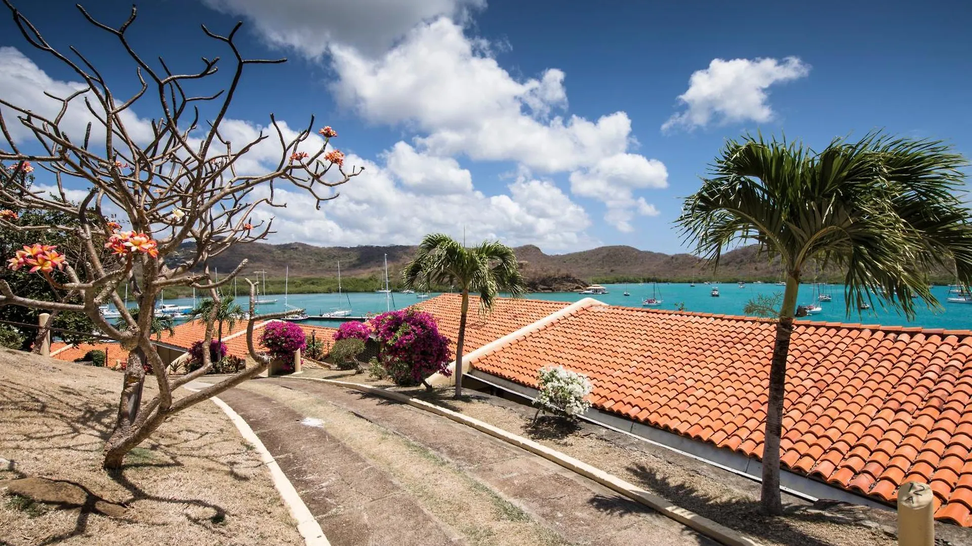 Secret Harbour Boutique Hotel And Marina Lance aux Epines
