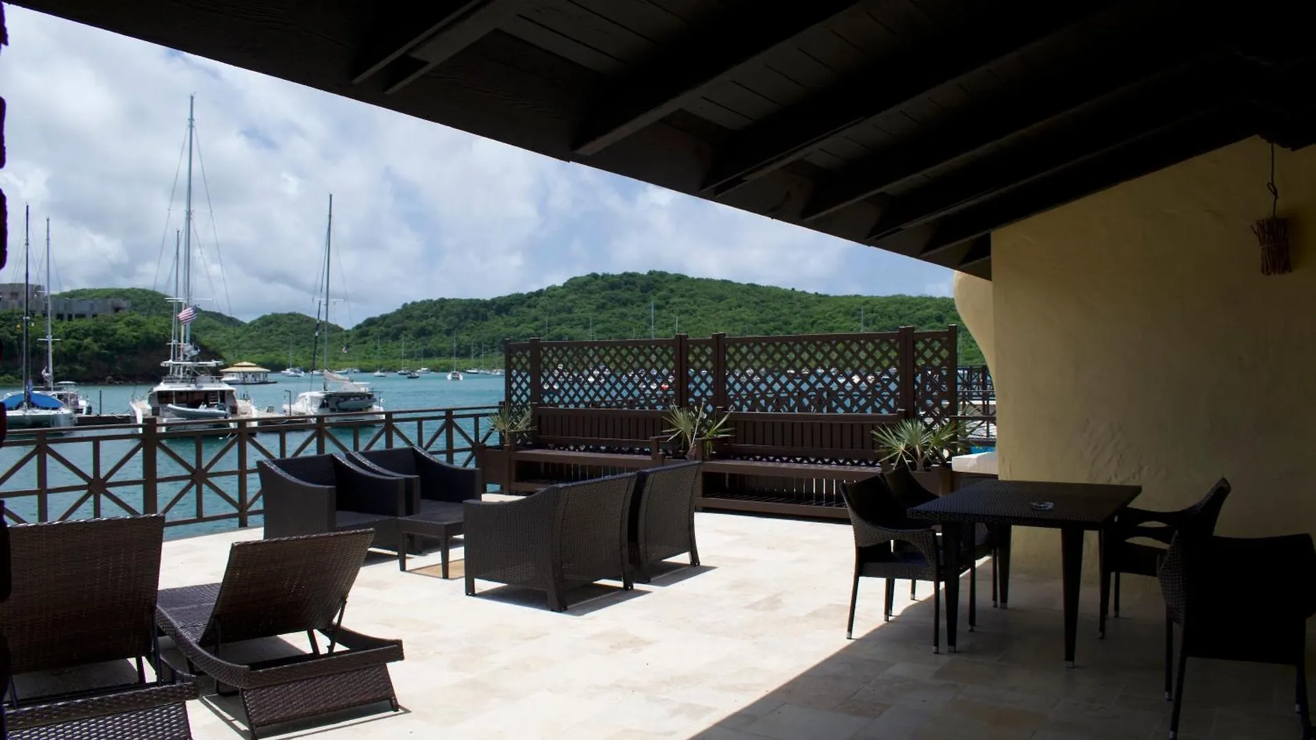 Secret Harbour Boutique Hotel And Marina Lance aux Epines 4*,