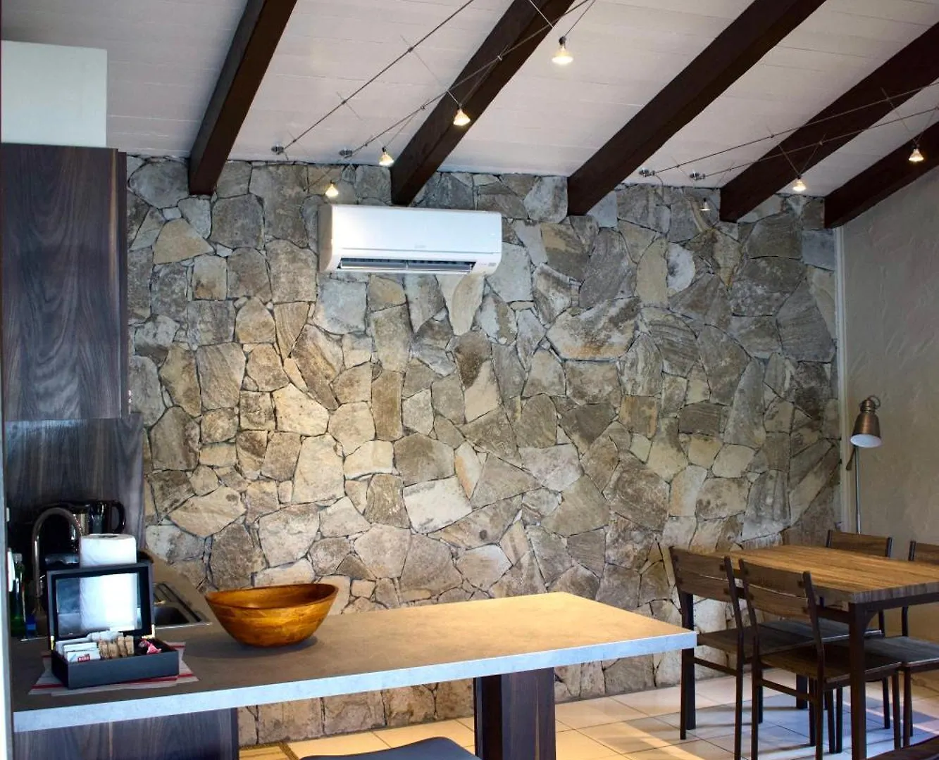 Secret Harbour Boutique Hotel And Marina Lance aux Epines