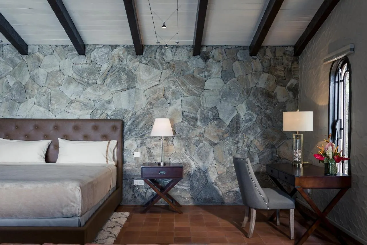 Secret Harbour Boutique Hotel And Marina Lance aux Epines 4*,